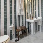 Memoiren Der Traditionellen Kuenste- Balcony At Downtown By Interhome דירה