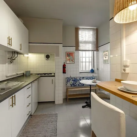 Memoiren Der Traditionellen Kuenste- Balcony At Downtown By Interhome *