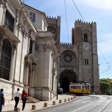 Memoiren Der Traditionellen Kuenste- Balcony At Downtown By Interhome Apartamento *