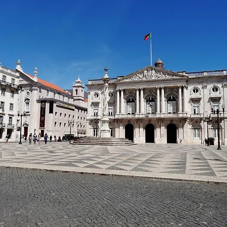 Apartamento Memoiren Der Traditionellen Kuenste- Balcony At Downtown By Interhome *