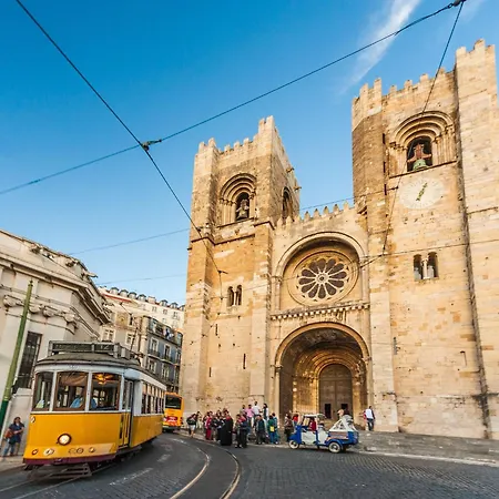 Memoiren Der Traditionellen Kuenste- Balcony At Downtown By Interhome * Lisboa