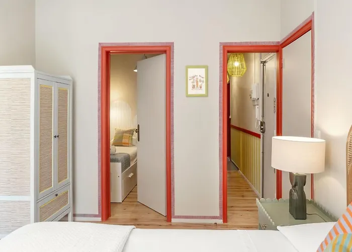 Апартаменты Memoiren Der Traditionellen Kuenste- Balcony At Downtown By Interhome *