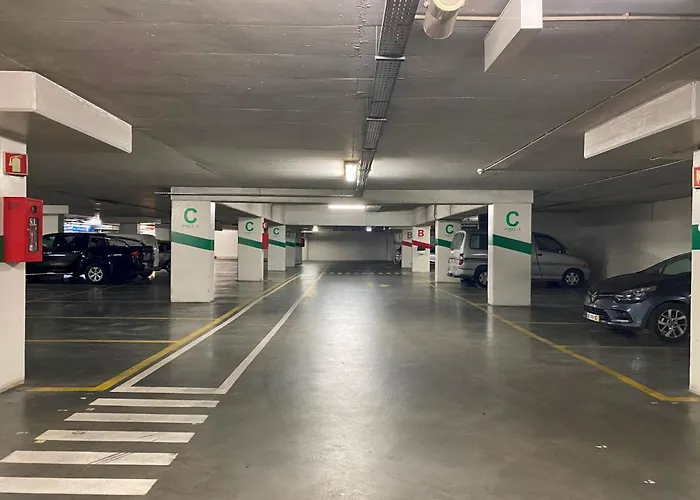 Appartement Memoiren Der Traditionellen Kuenste- Balcony At Downtown By Interhome