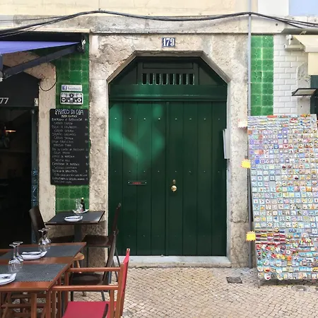 Memoiren Der Traditionellen Kuenste- Balcony At Downtown By Interhome *