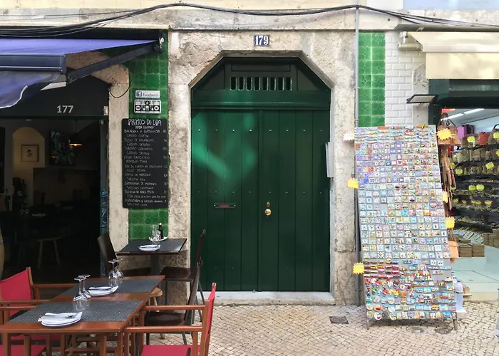 Memoiren Der Traditionellen Kuenste- Balcony At Downtown By Interhome *