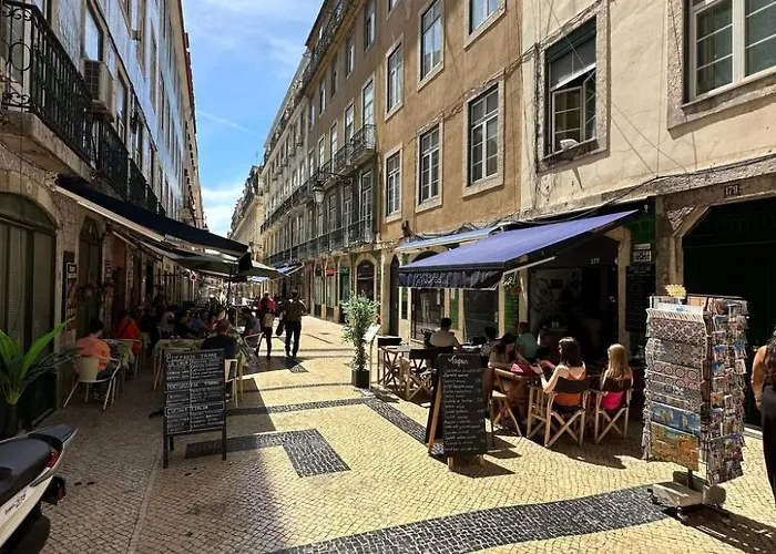 Memoiren Der Traditionellen Kuenste- Balcony At Downtown By Interhome Appartamento